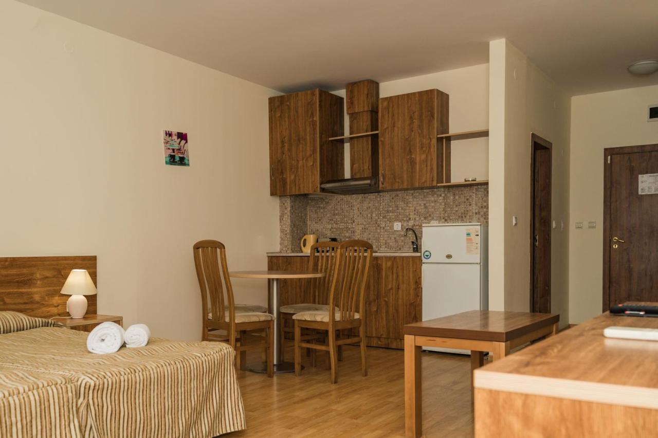 Apart Hotel Sunny Victory Napospart Kültér fotó